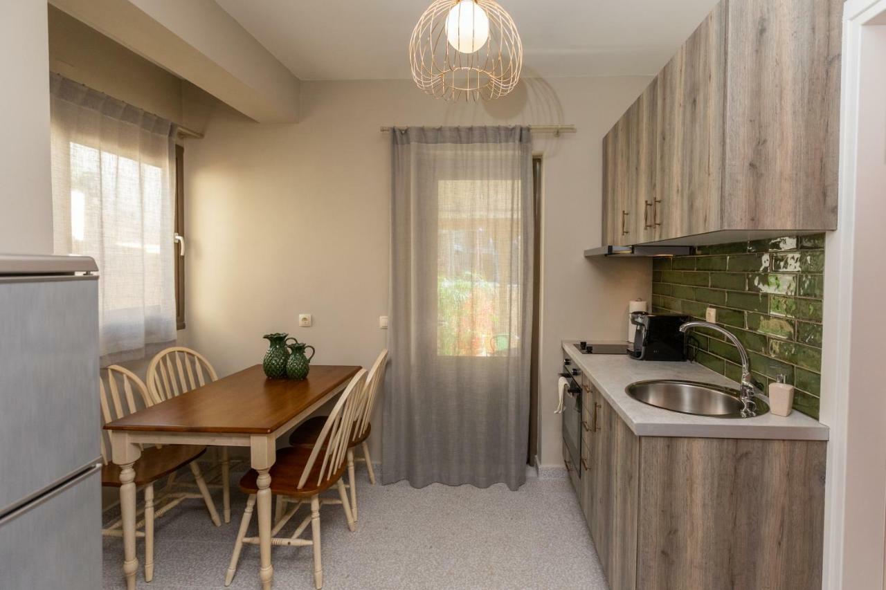 Aura Central Apartments อาร์กอสโตลี ภายนอก รูปภาพ